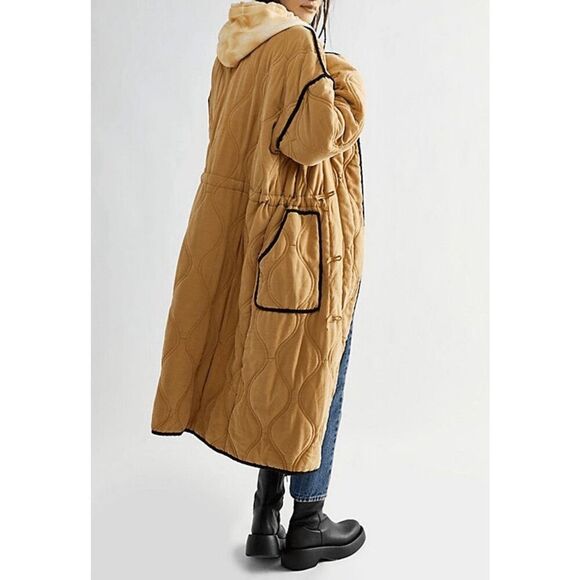 Free People We The Free Vintage Inspired Lush It Quilted Duffle Coat Size XS - Picture 1 of 16